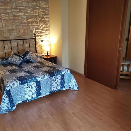 Hostal Del Senglar Espluga de Francolí Zewnętrze zdjęcie